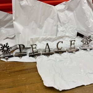 7 Piece Mantle stocking hooks